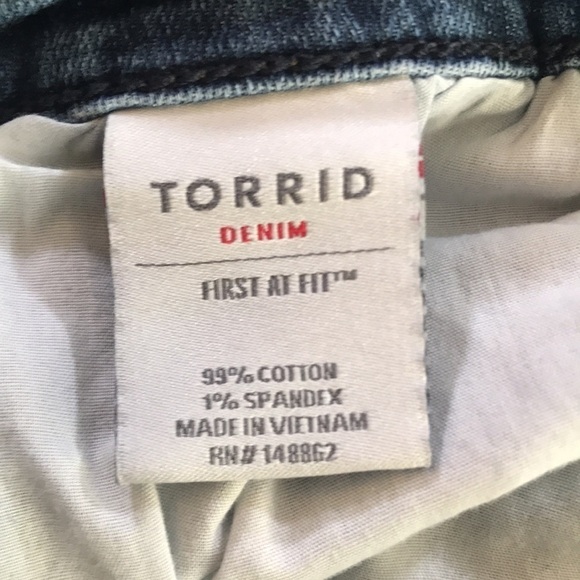 Torrid Slim BootCut Medium Wash Jeans size 20R - Picture 8 of 9